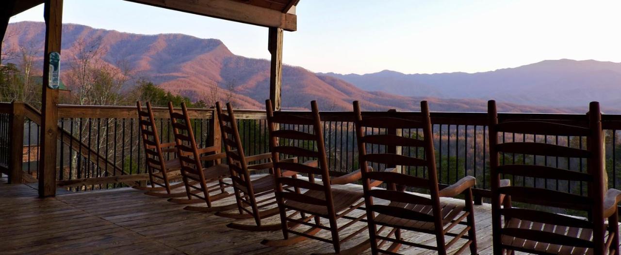Gatlinburg Mansion Cabin Pittman Center Bagian luar foto