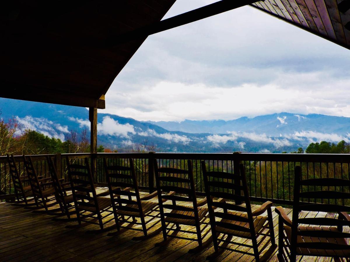 Gatlinburg Mansion Cabin Pittman Center Bagian luar foto