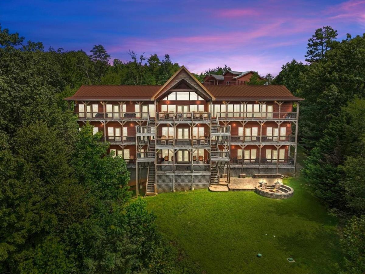 Gatlinburg Mansion Cabin Pittman Center Bagian luar foto