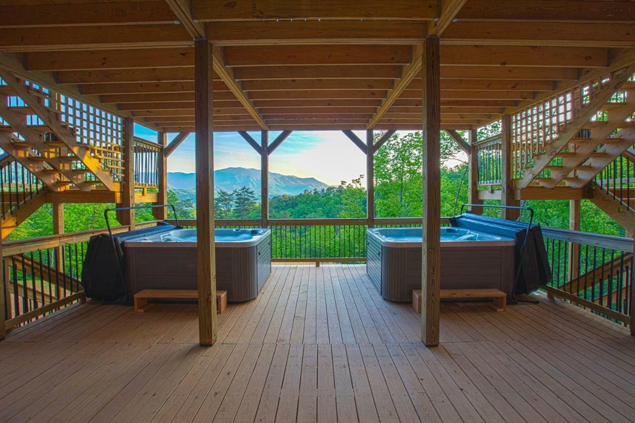 Gatlinburg Mansion Cabin Pittman Center Bagian luar foto